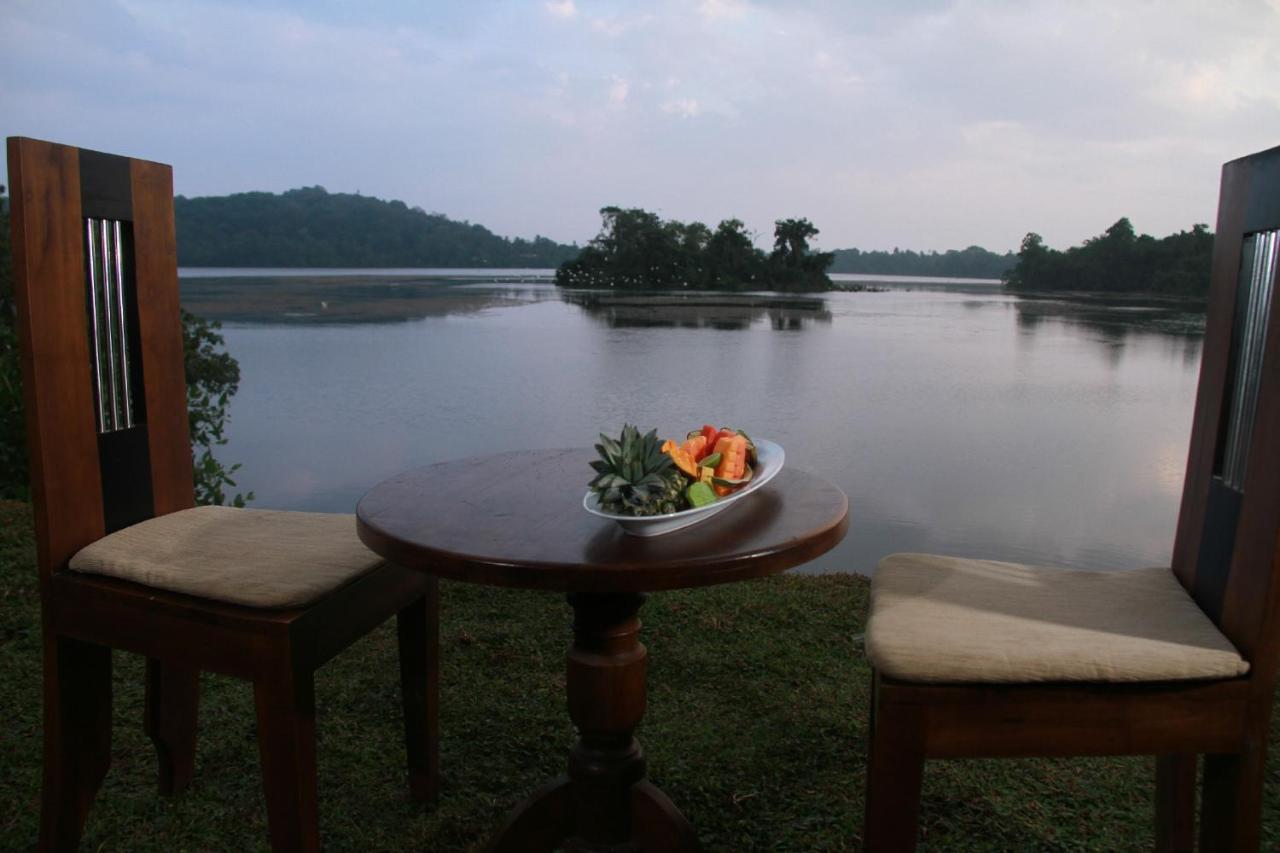 Sanu Lagoon Resort & Spa Tangalle Buitenkant foto