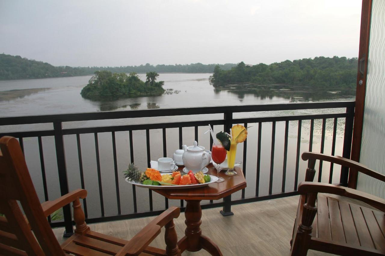 Sanu Lagoon Resort & Spa Tangalle Buitenkant foto