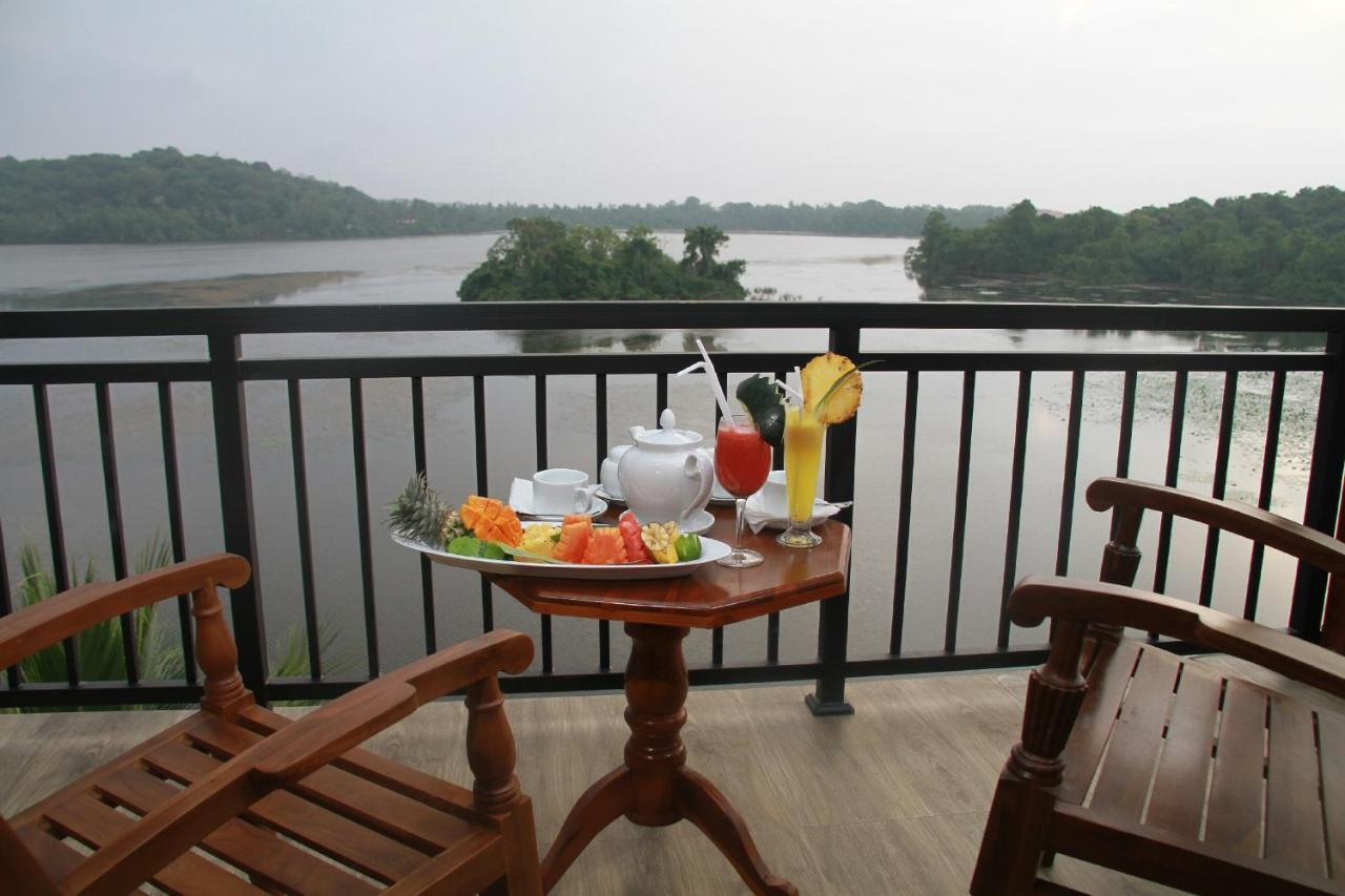 Sanu Lagoon Resort & Spa Tangalle Buitenkant foto